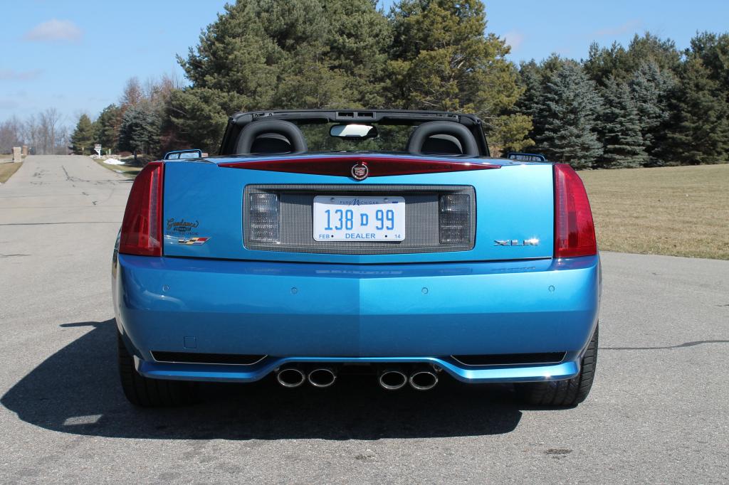 2009 Cadillac XLR-V in Elektra Blue