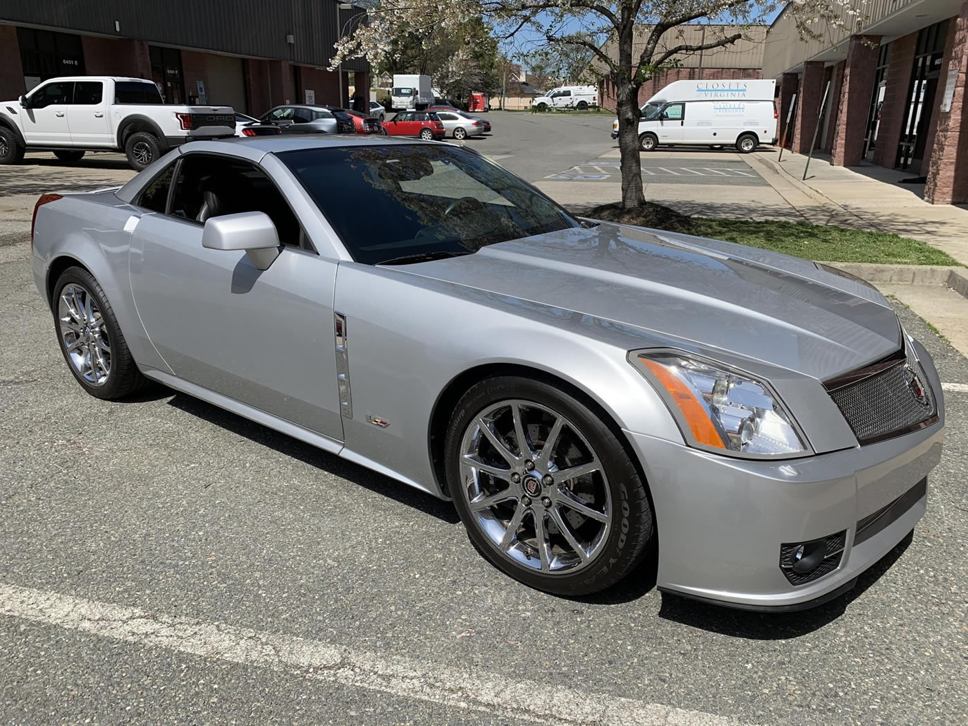 2009 Cadillac XLR-V in Radiant Silver