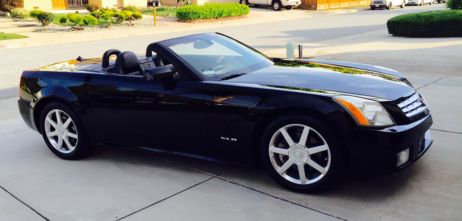 XLR_Right_Side_Top_Down_1